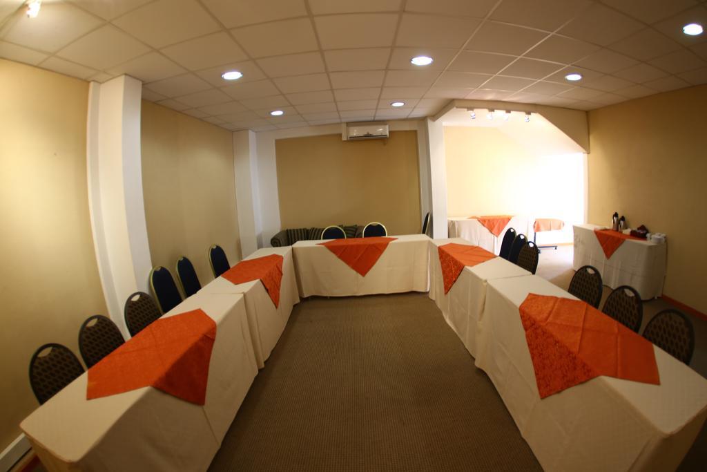 Hotel Puerto De Vega バジェナール エクステリア 写真