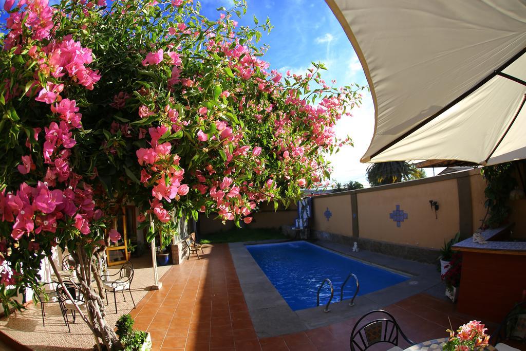 Hotel Puerto De Vega バジェナール エクステリア 写真